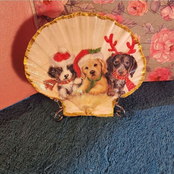 Decoupage Scalloped shells   - Picture 3 of 5